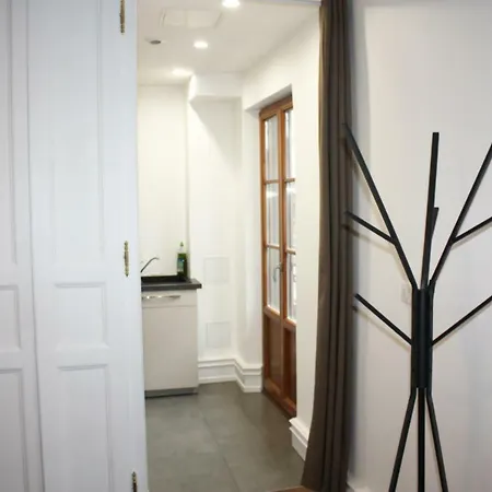 F2 Quartier Cathedrale 3eme Etage Apartment *